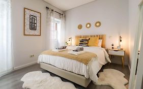 Viana Central - Historical City Centre Apartment