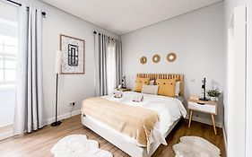 Viana Central - Historical City Centre Apartment